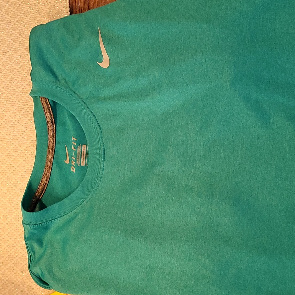 Men's tee